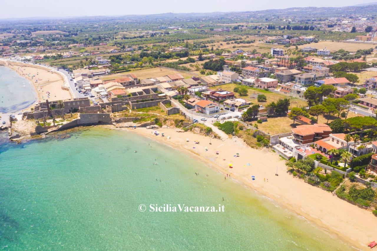 אבולה Villa Laura Charme Apartments מראה חיצוני תמונה